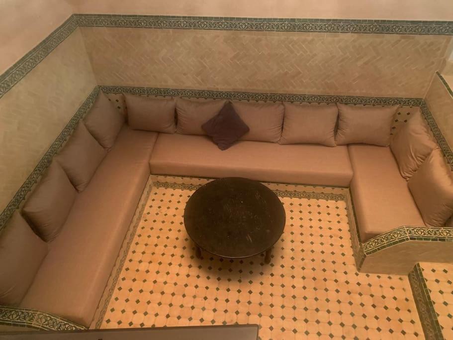 Super Riad Avec Piscine Interieure Марракеш Экстерьер фото